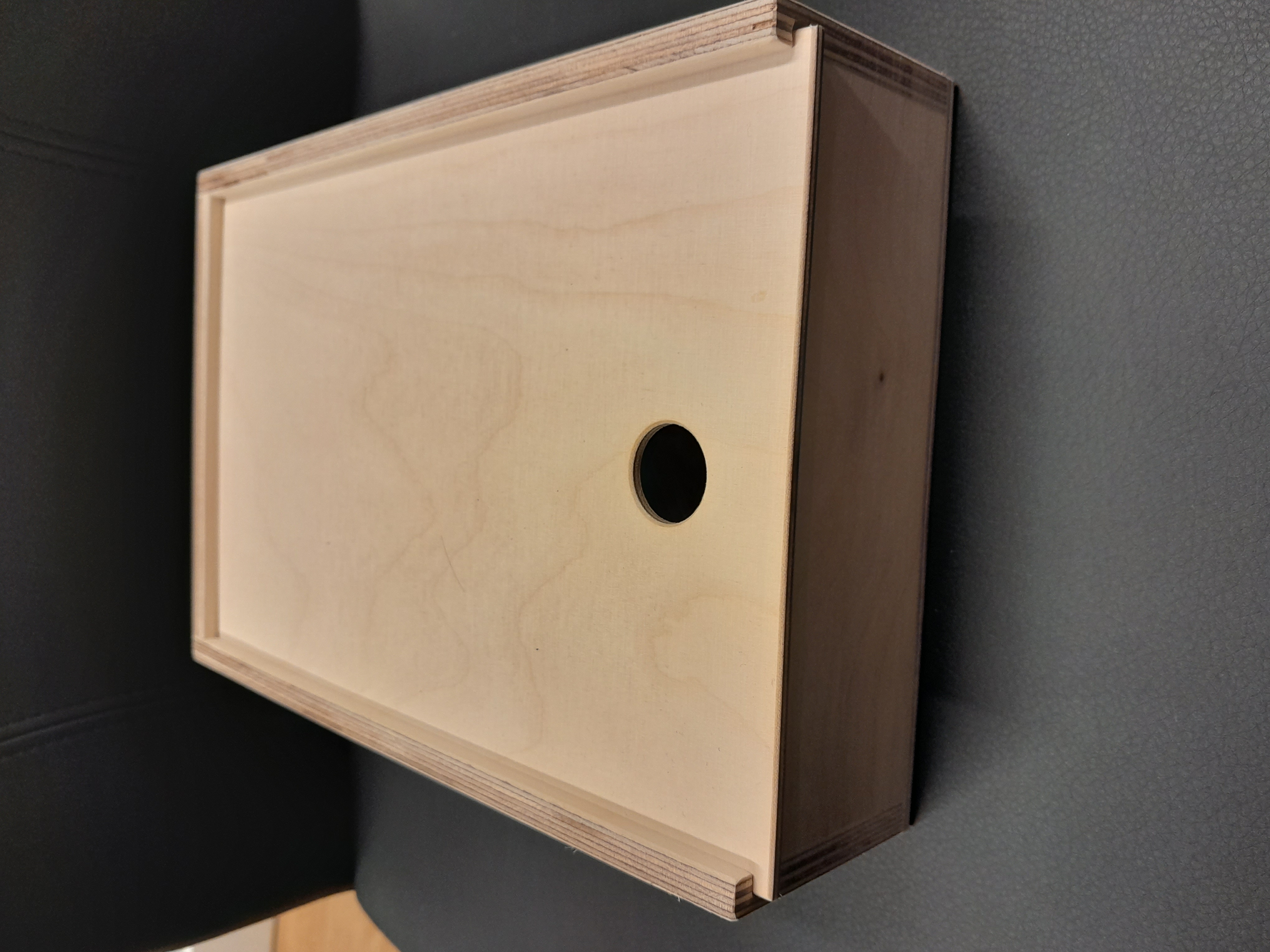 Verschliessbare Prüfbox / Pistolenbox 225x150x50 Holzart: Standardholz (Weichholz)