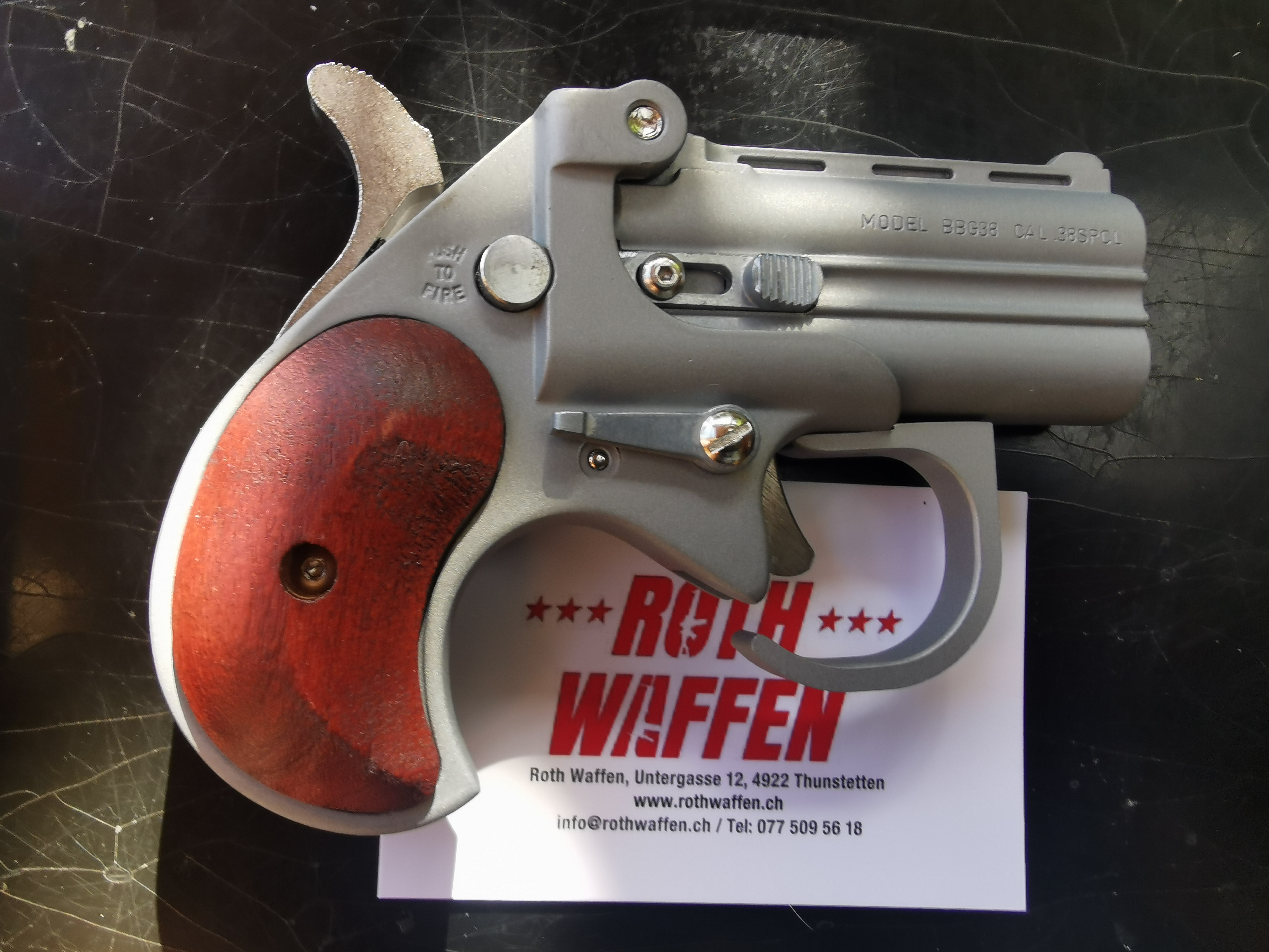 Derringer Bearman Satin Kaliber .38 Spezial