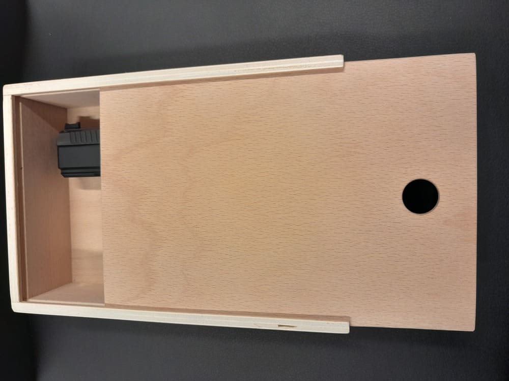 Verschliessbare Prüfbox / Pistolenbox 225x150x50 Holzart: Standardholz