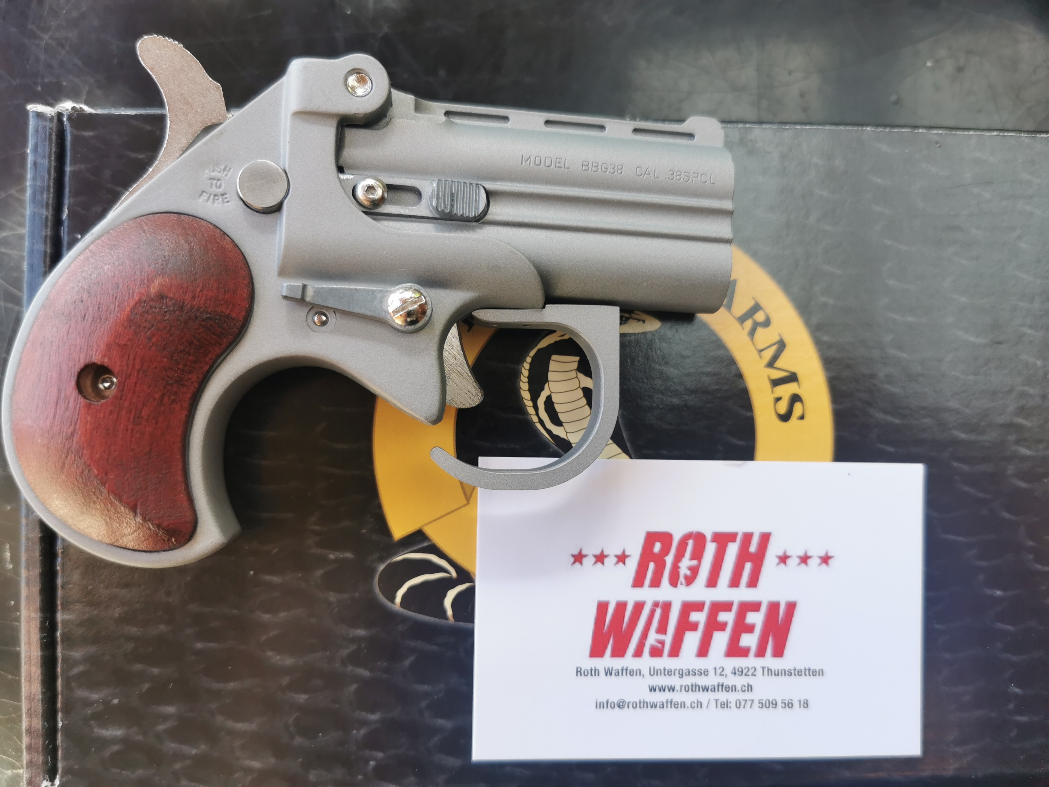 Derringer Bearman Satin Kaliber .38 Spezial