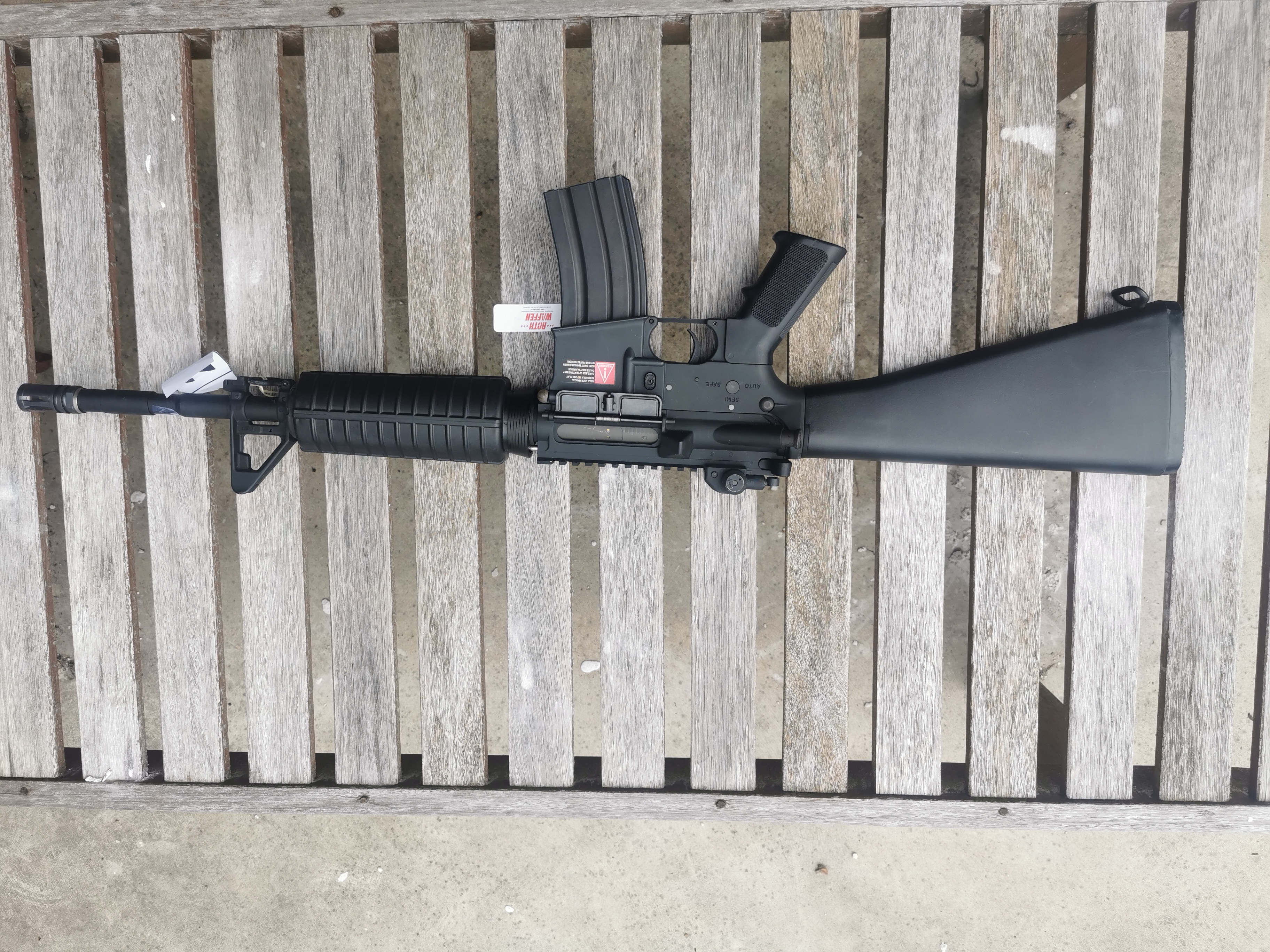 Airsoft Gewehr G & P M4A1 Carbine AEG / 300
