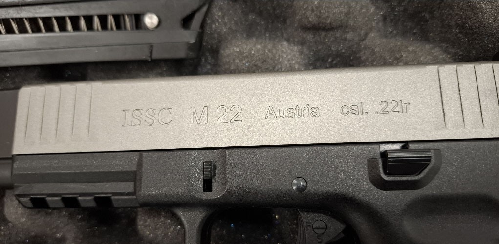 Occasion ISSC M22 Austria .22 LR – Originalbox + Ersatzmagazin