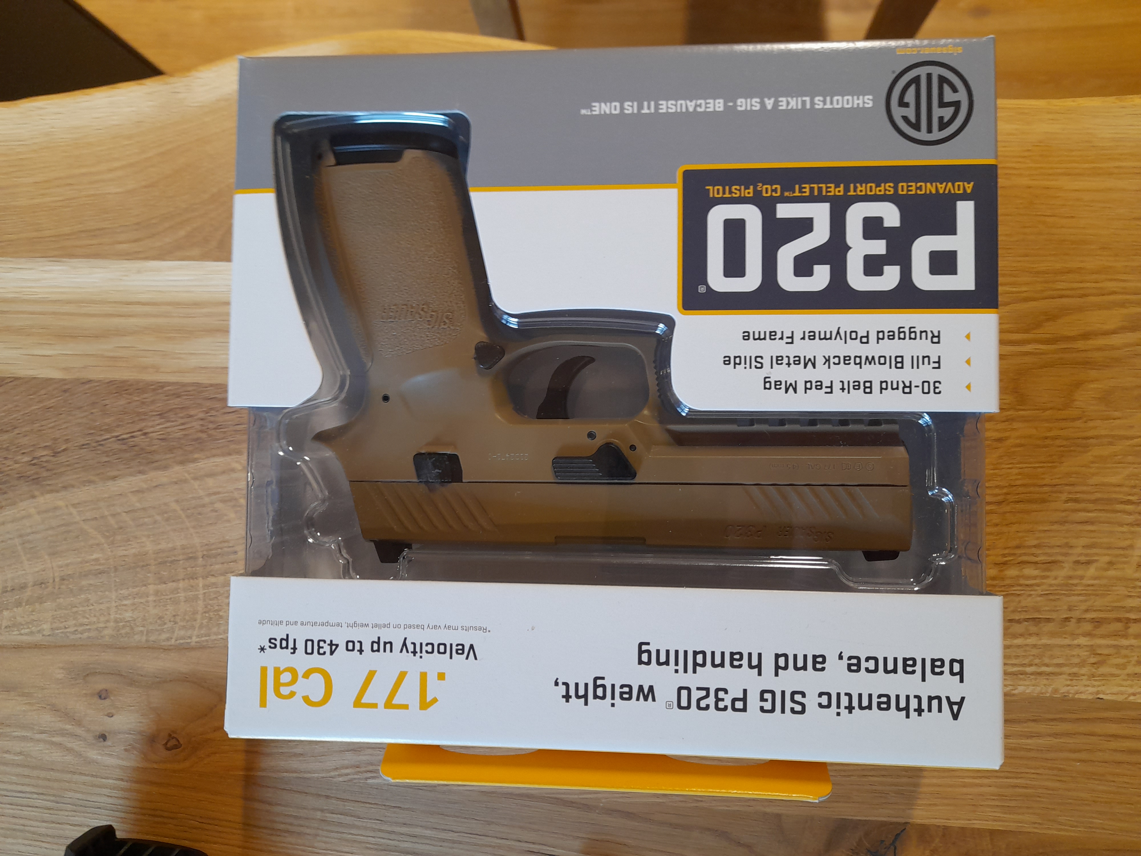 CO-2 Pistole Sig Sauer P320 Coyote TAN Kaliber 4,5mm Diabolo 120m/s