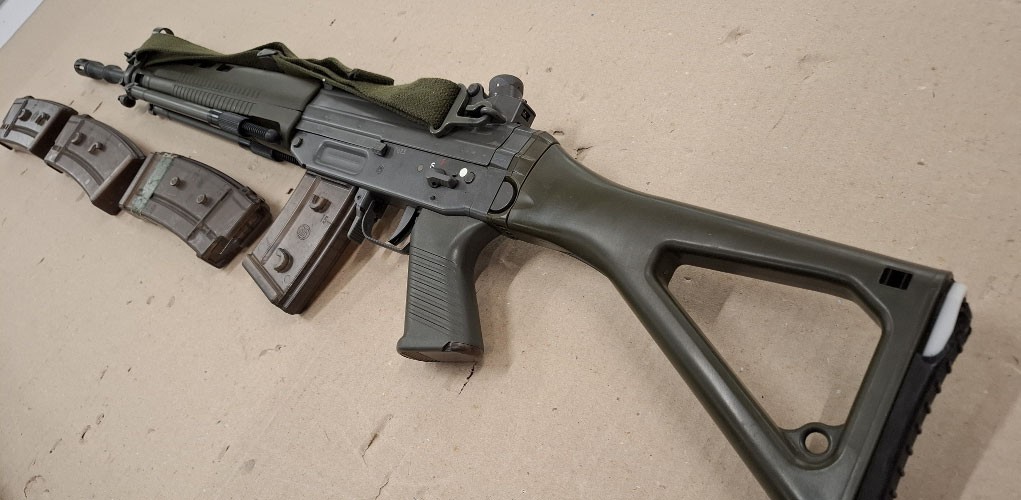 Occasion SIG PE90 / Stgw 90 PE GP90 – inkl. 1x 20 Schuss Magazin