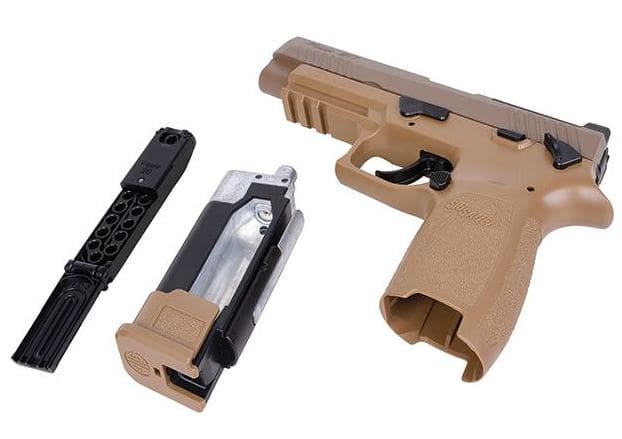 CO-2 Pistole Sig Sauer P320 M17, 20 Schuss, Coyote TAN Kaliber 4,5mm Diabolo 120m/s